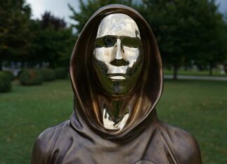 Bitcoin’s Mysterious Creator Reemerges with a New Identity
