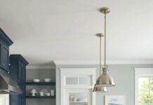 Crisp Coastal Colors: Chantilly Lace, Horizon Gray & Hale Navy
